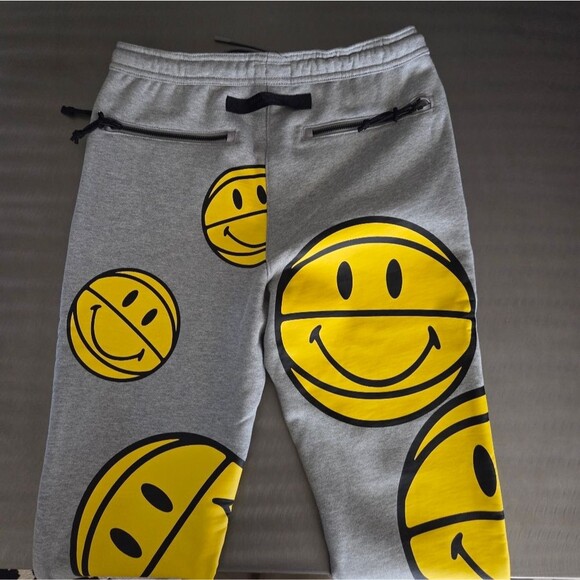 Converse x Chinatown Market Basketball Smile All-over Print Fleece Sweat Pants S - Picture 4 of 16